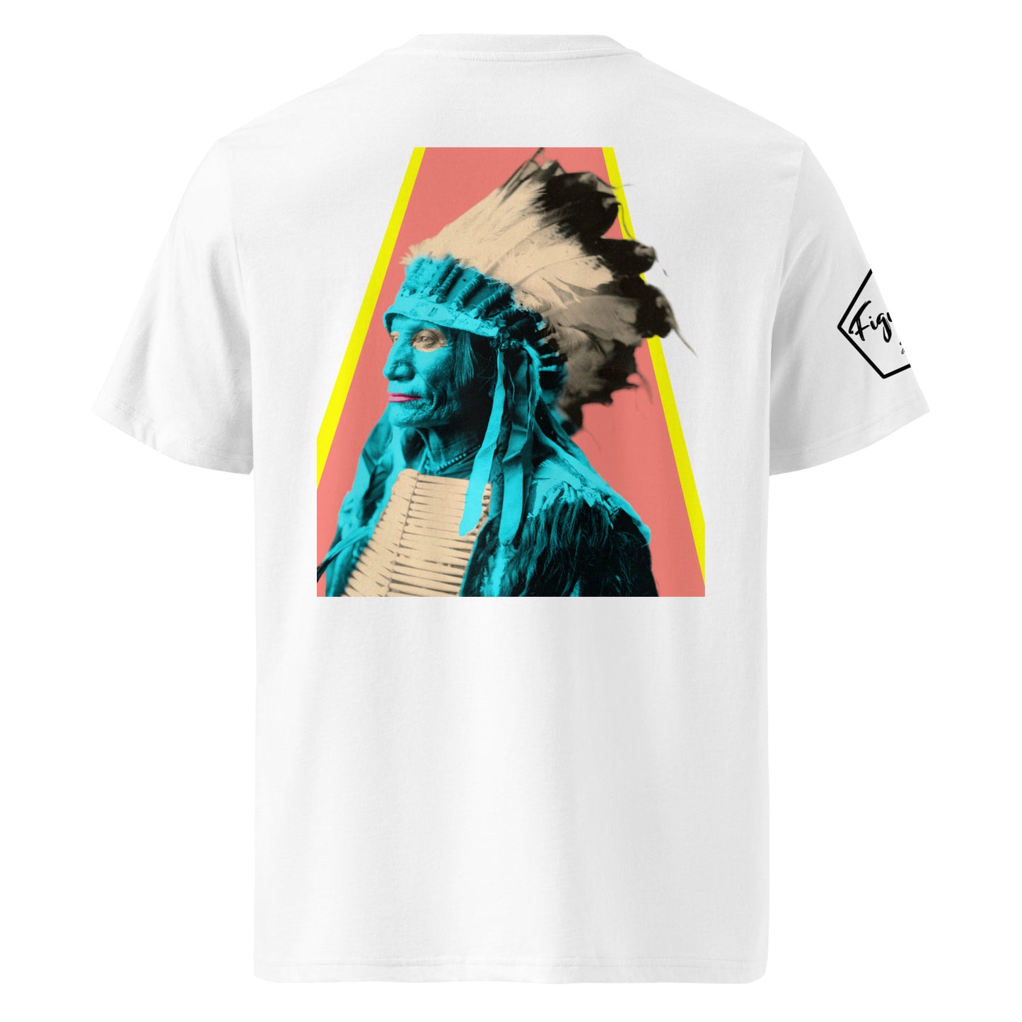 chef indien héros arbore les couleurs d'un peuple libre, peau rouge, peau bleu avec sa coiffe en plume idéal pour allons surfer ou surfskater avec ce t-shirt blanc ecologique de coton blanc. allons rider